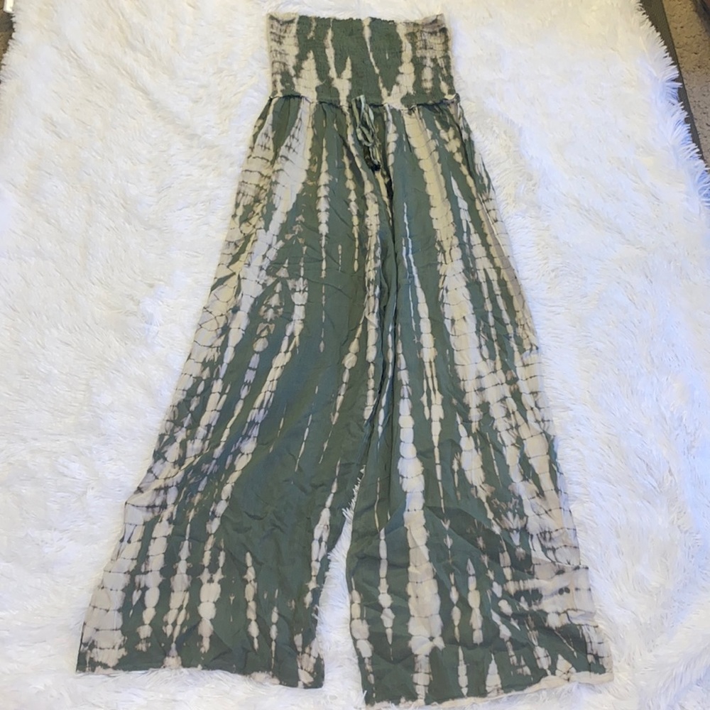Tie dye strapless jumpsuit wide leg size L